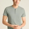 Jetsetter Performance Short Sleeve Henley
