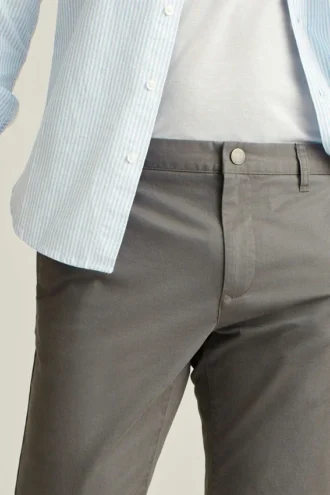 Stretch Washed Chino Pants: Tailored & Slim Fit Chinos
