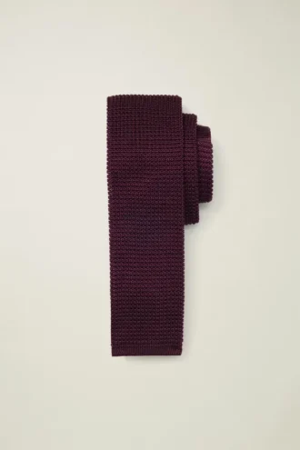 Tie Your Outfit Together with Bonobos Premium Silk Necktie