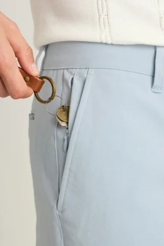 Unlock Effortless Style with Bonobos Stretch Mens Chinos 2.0