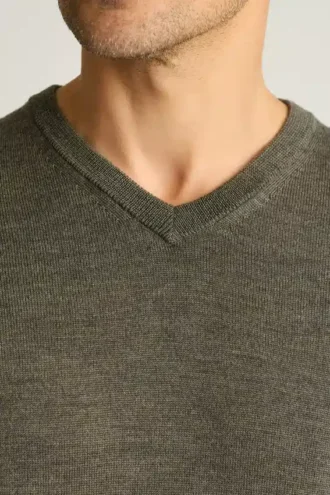 Washable Merino V-Neck Sweater
