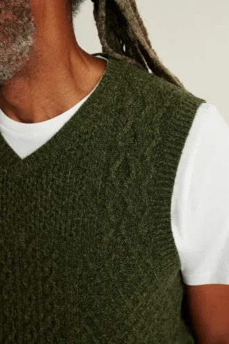 Wool Cable Crew Vest